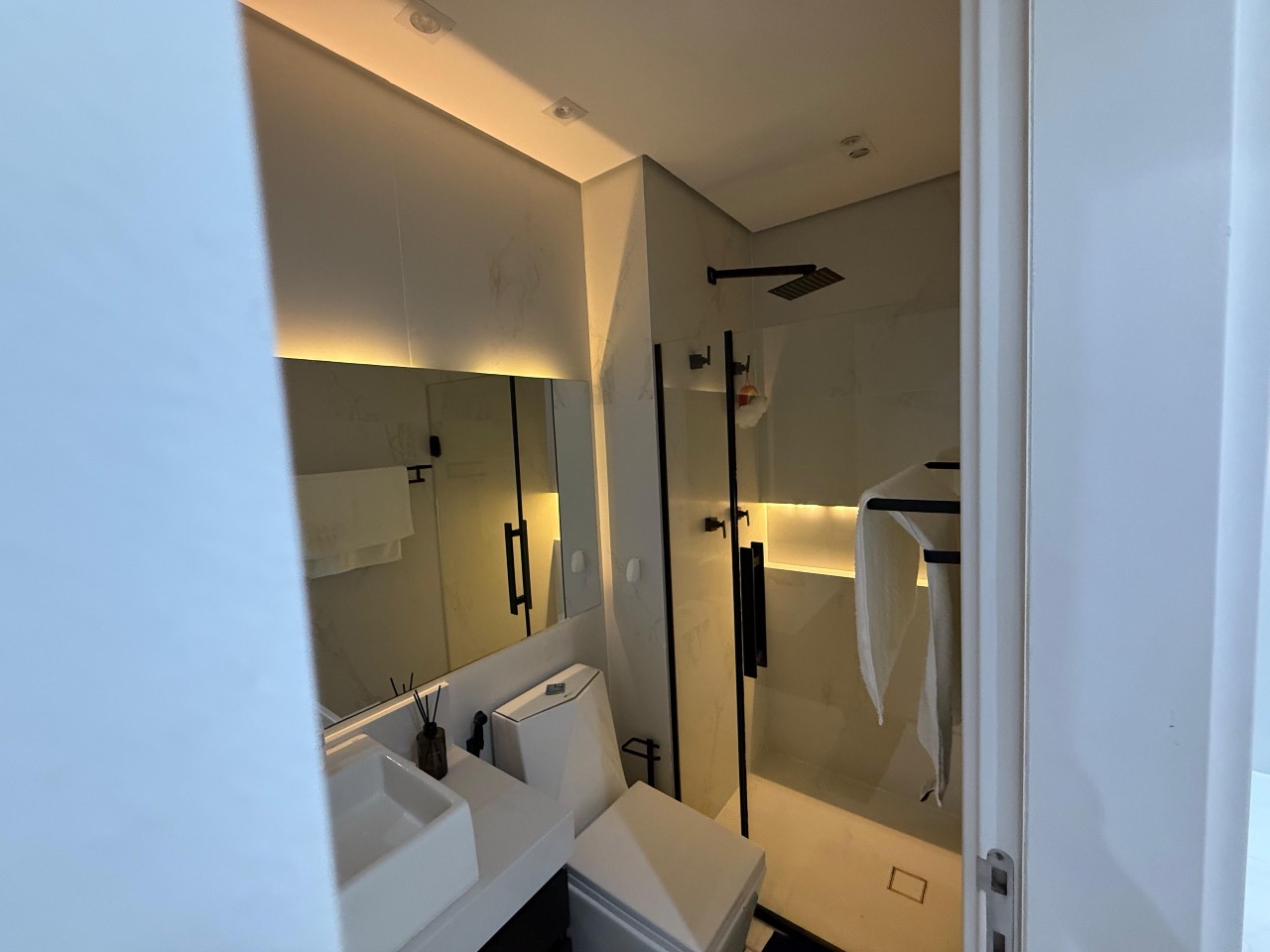 Apartamento à venda no Marapé: 