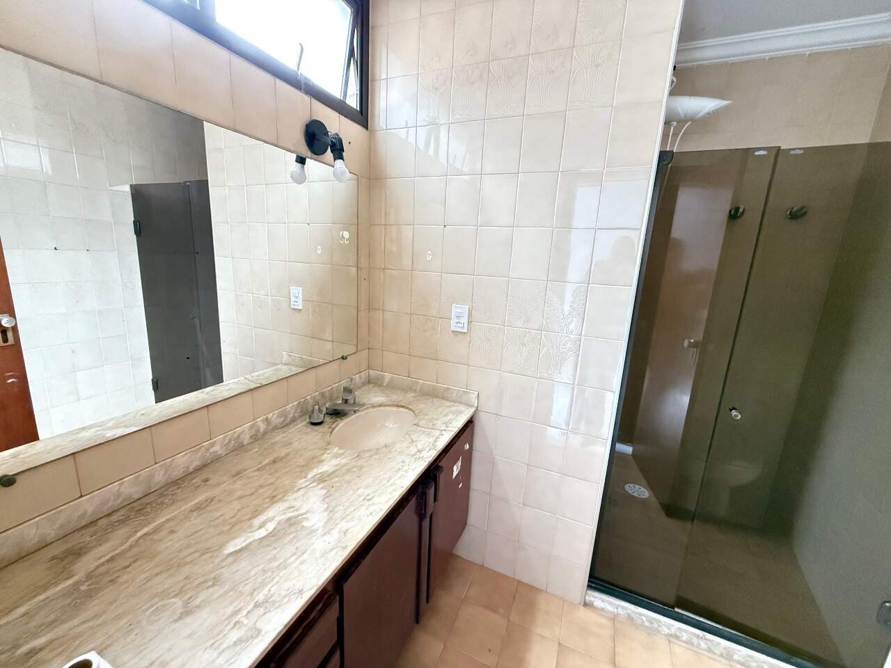 Apartamento à venda no Embaré: 