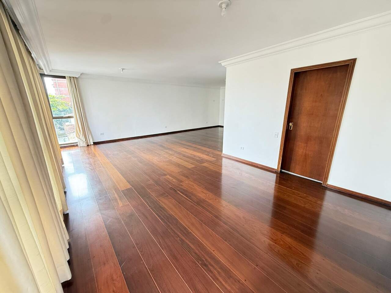 Apartamento à venda no Embaré: 