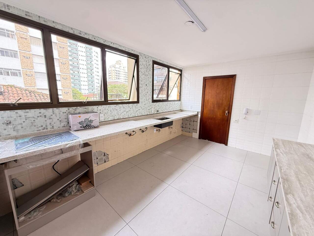 Apartamento à venda no Embaré: 