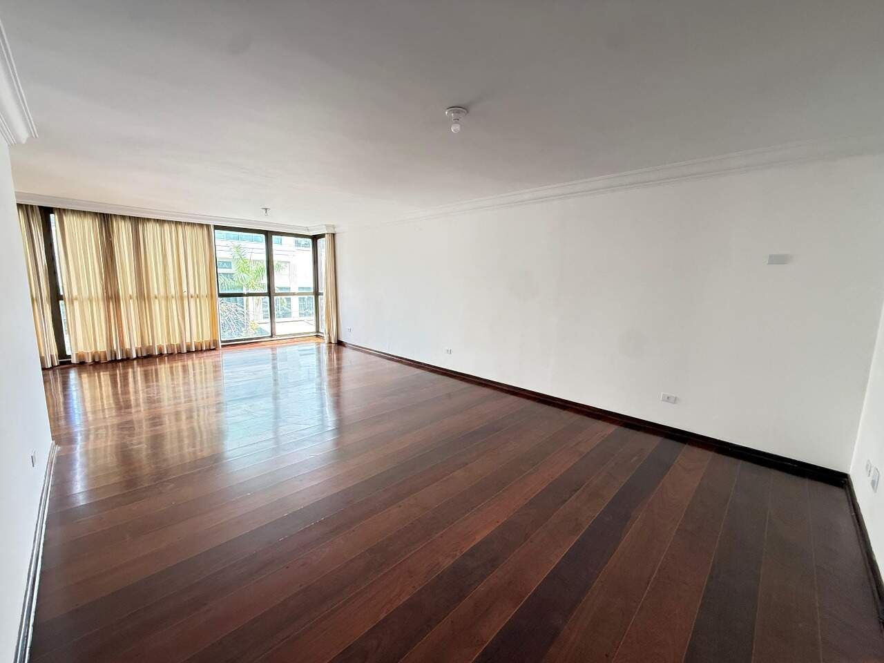 Apartamento à venda no Embaré: 