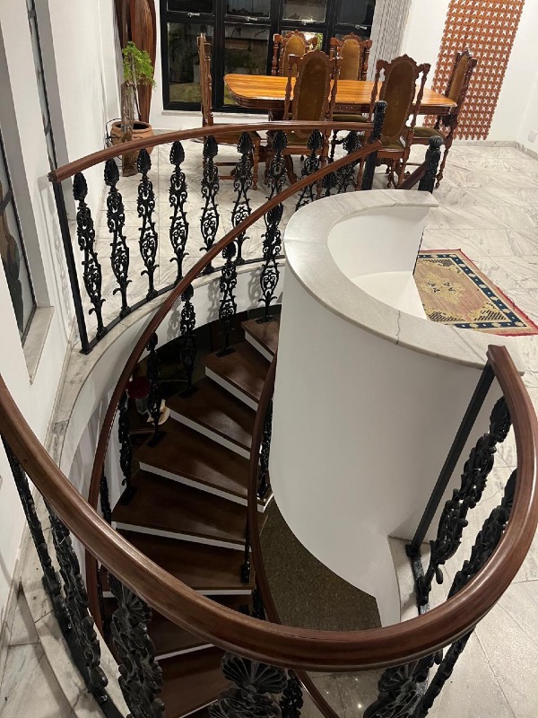 Cobertura à venda no Ponta da Praia: 