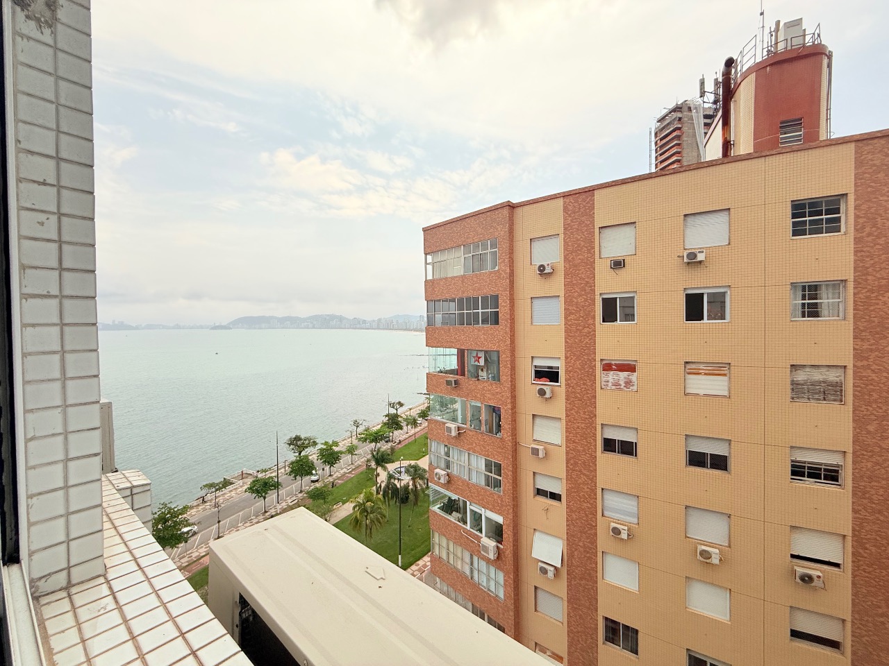 Apartamento à venda no Ponta da Praia: 