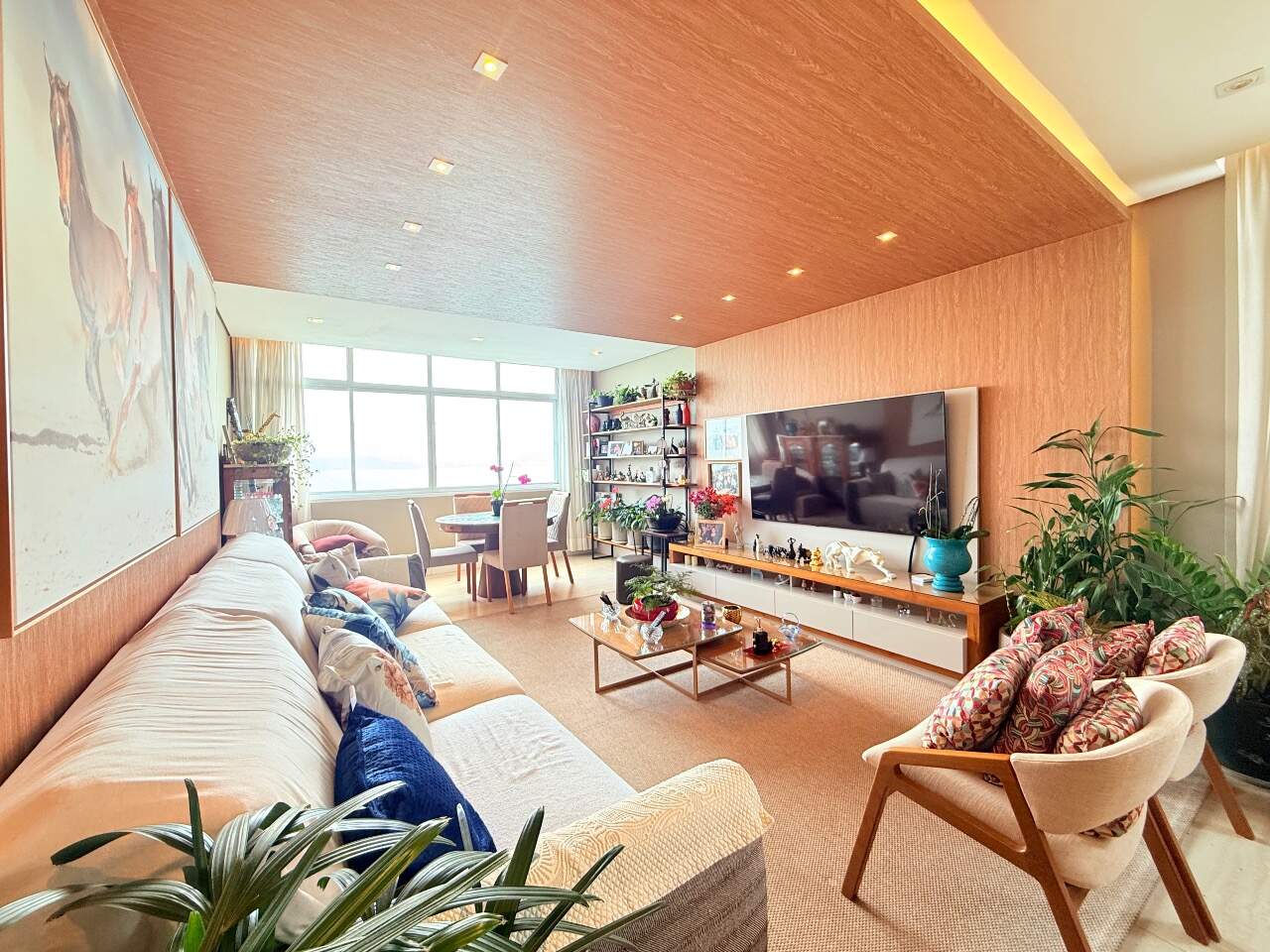 Apartamento à venda no Ponta da Praia: 