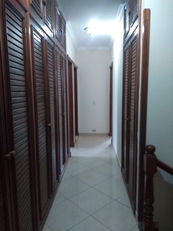 Casa à venda no Ponta da Praia: 