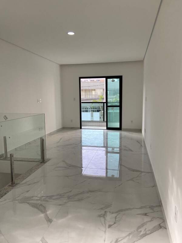  Casa à venda em Ponta da Praia, Santos - SP: 