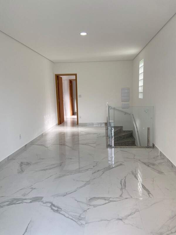  Casa à venda em Ponta da Praia, Santos - SP: 