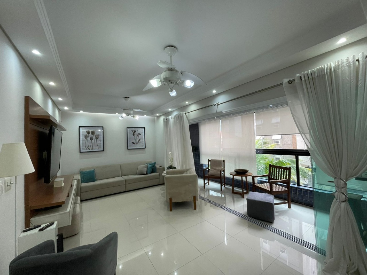 Apartamento à venda no Ponta da Praia: 