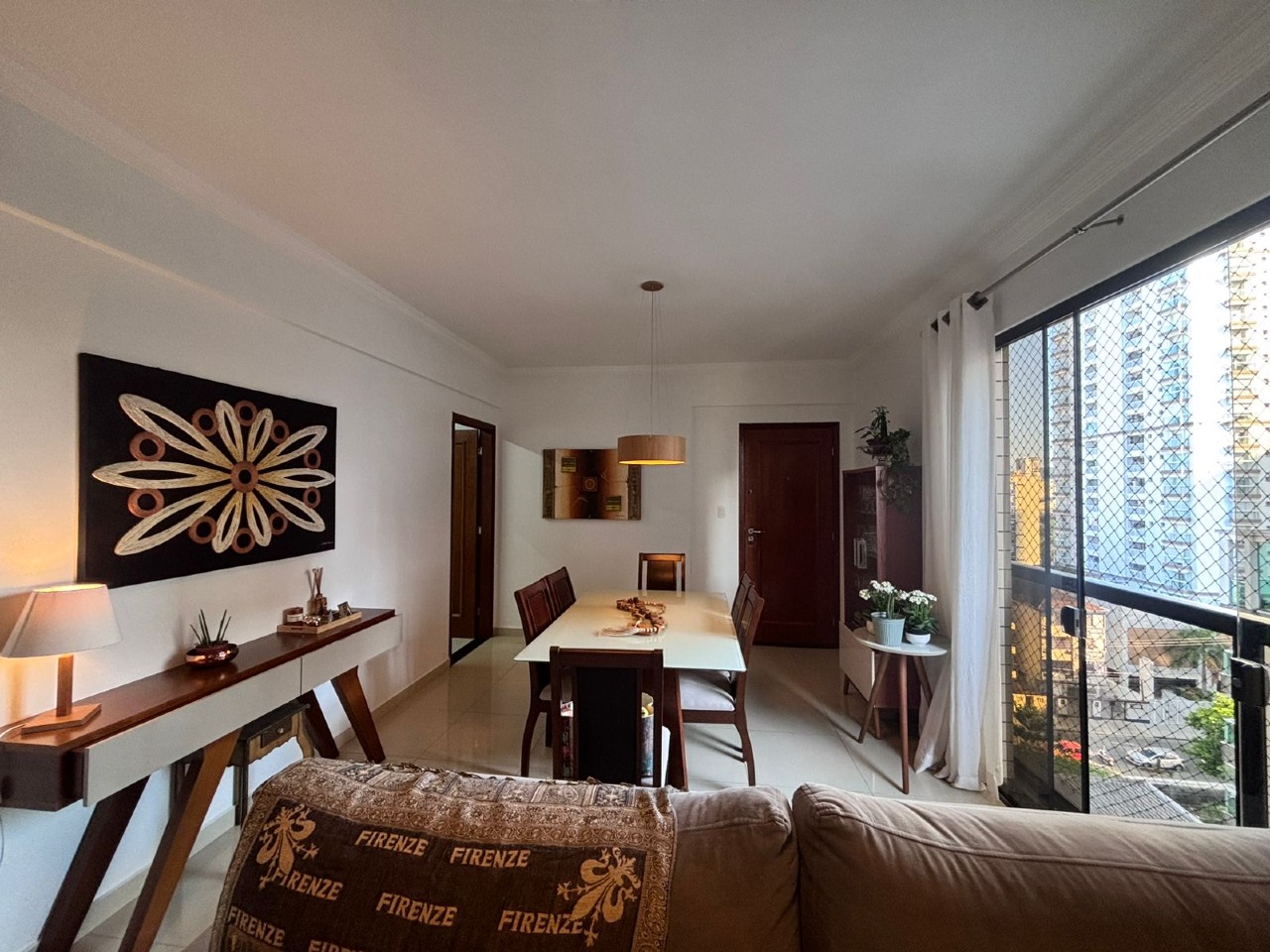 Apartamento à venda no Embaré: 