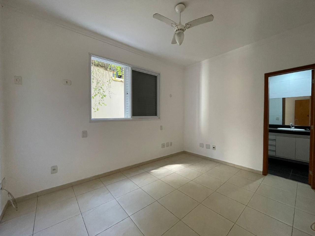 Casa à venda no Ponta da Praia: