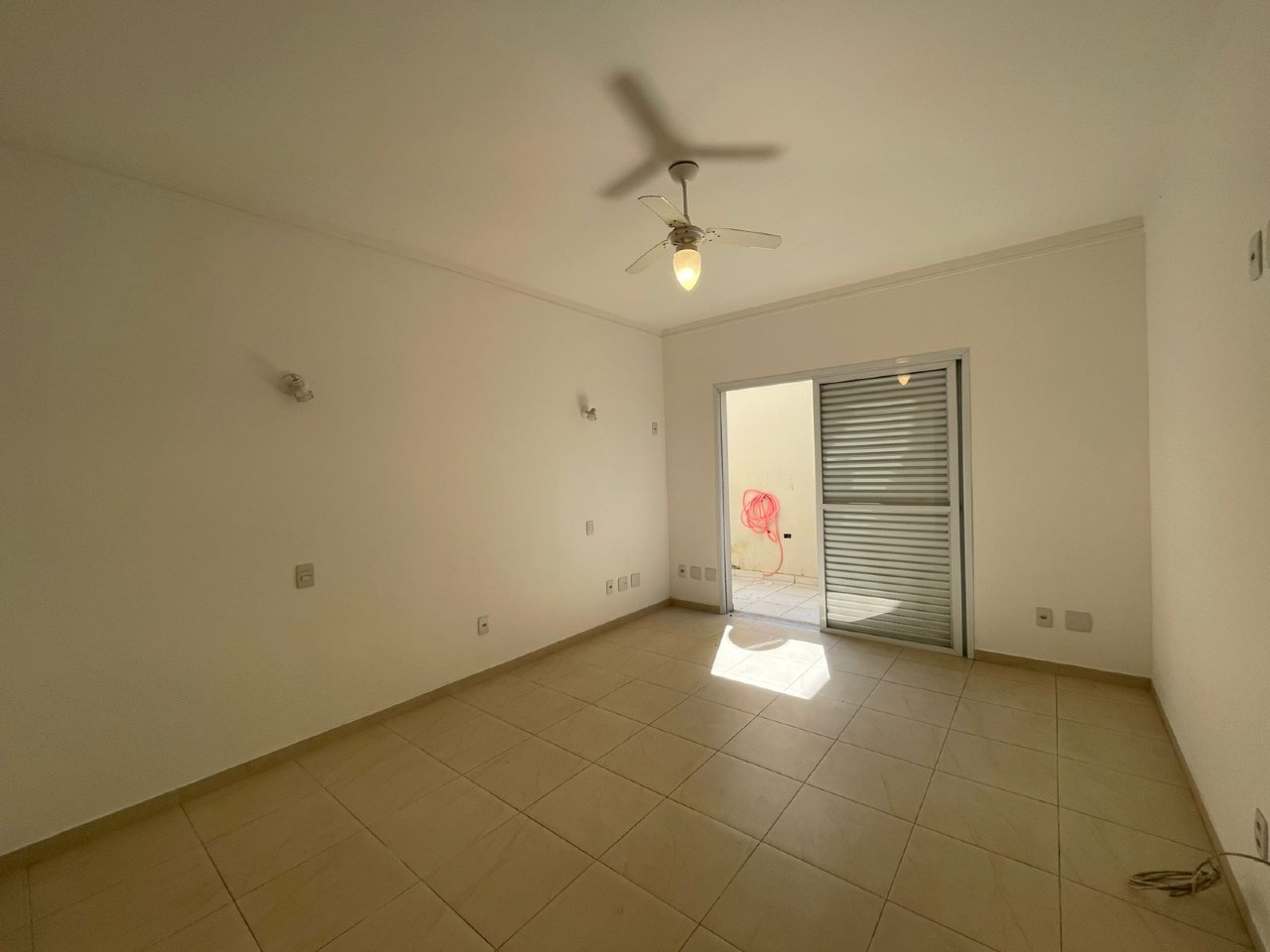 Casa à venda no Ponta da Praia: