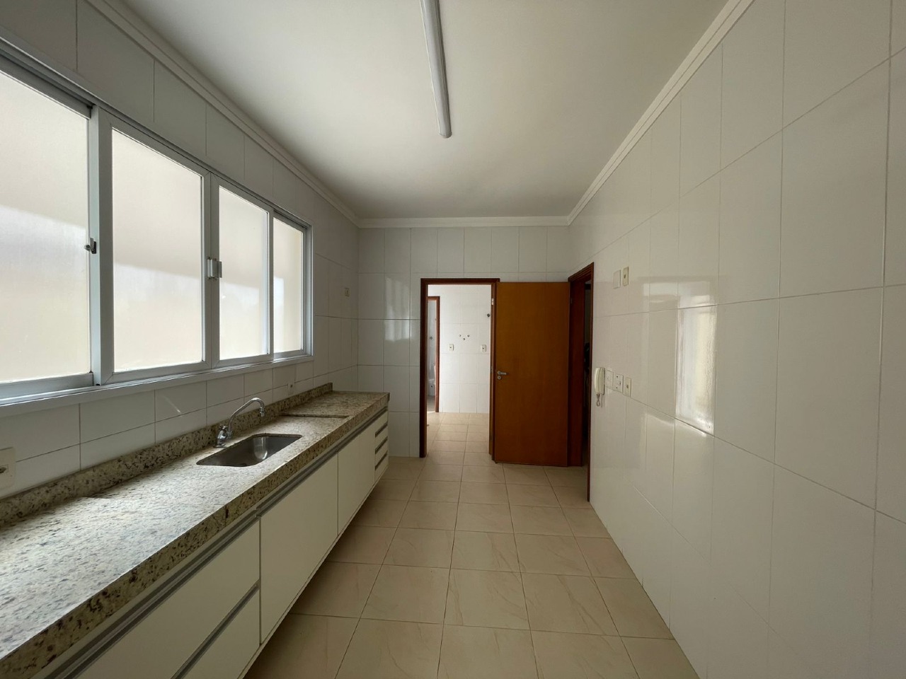 Casa à venda no Ponta da Praia: