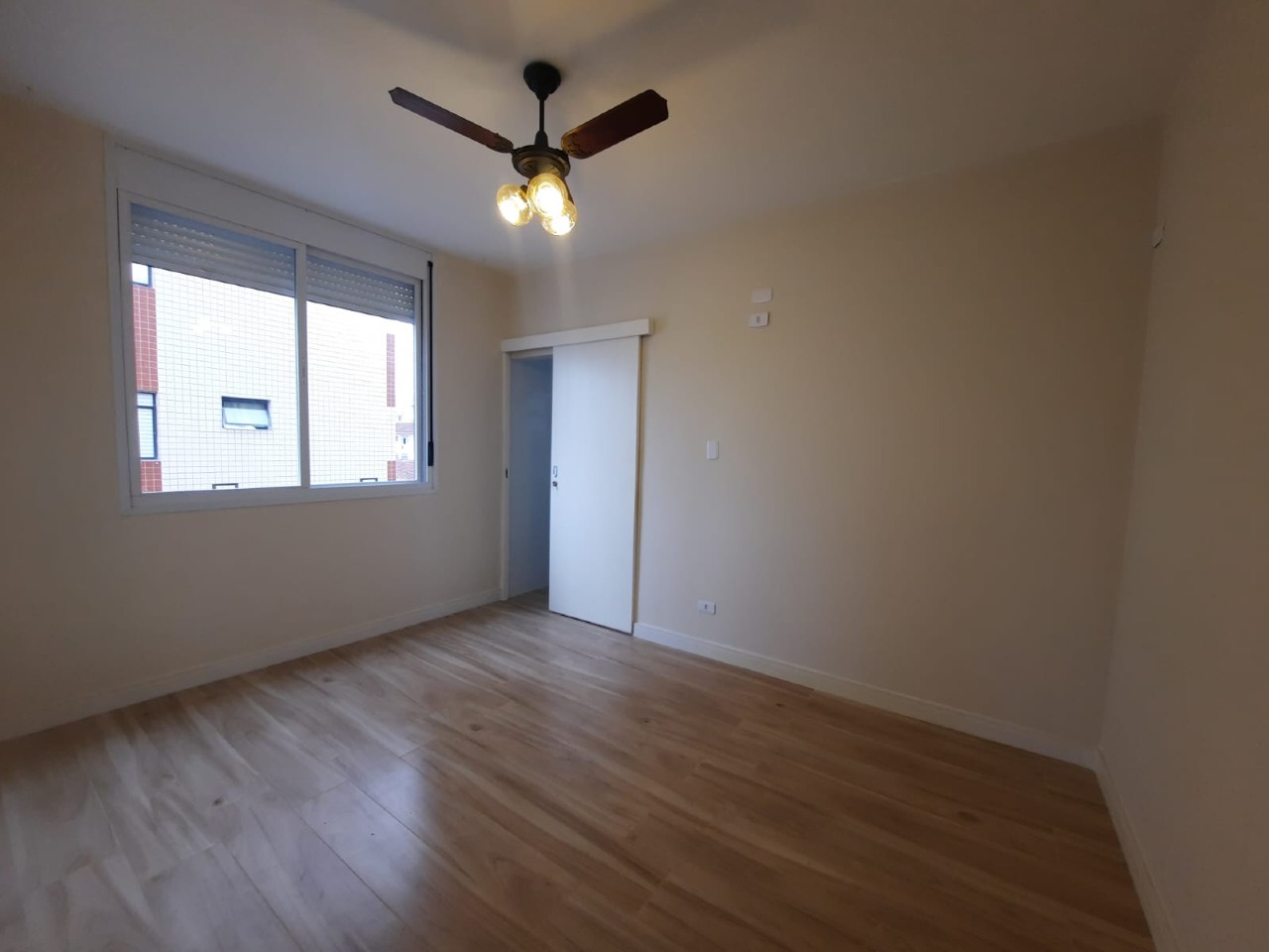 Apartamento à venda no Embaré: