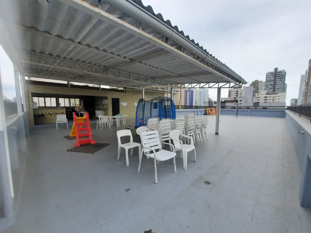 Apartamento à venda no Embaré: