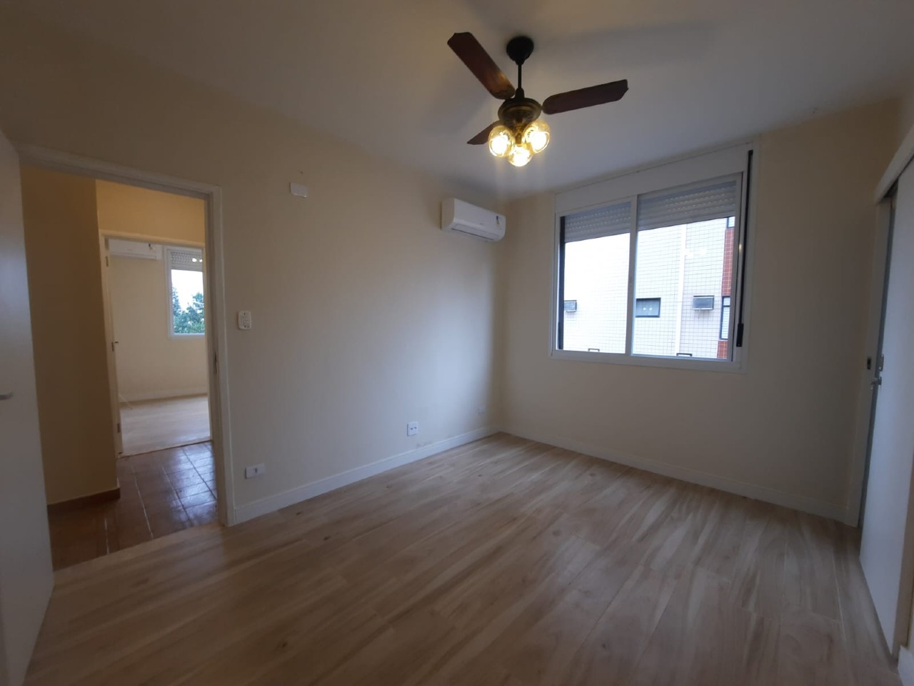 Apartamento à venda no Embaré: