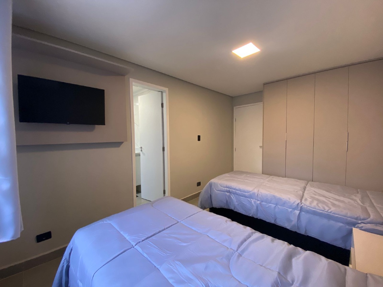 Apartamento à venda no Ponta da Praia: 