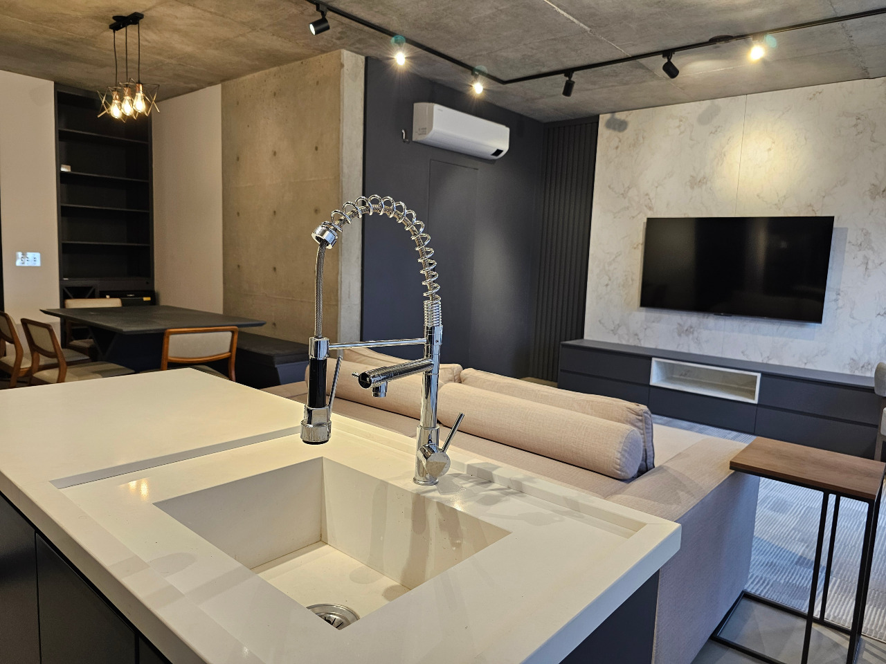 Apartamento à venda no Embaré: 