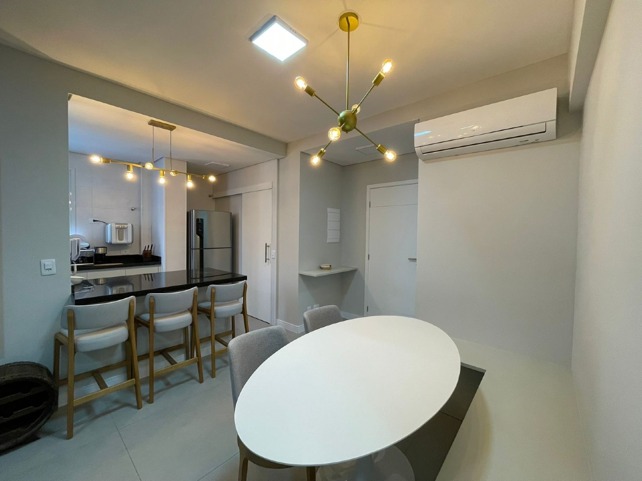 Apartamento à venda no Embaré: 