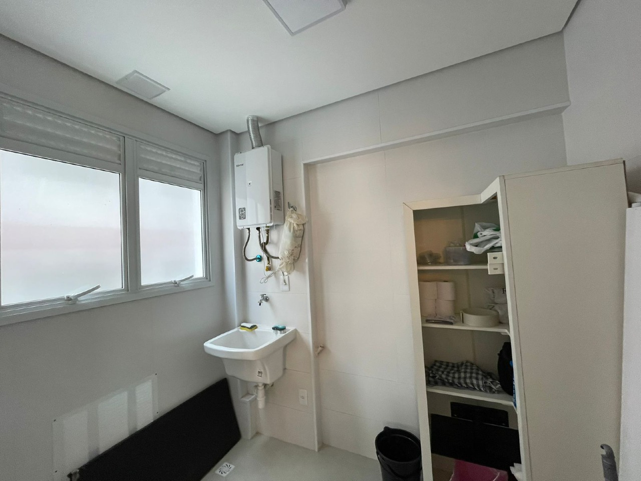 Apartamento à venda no Embaré: 