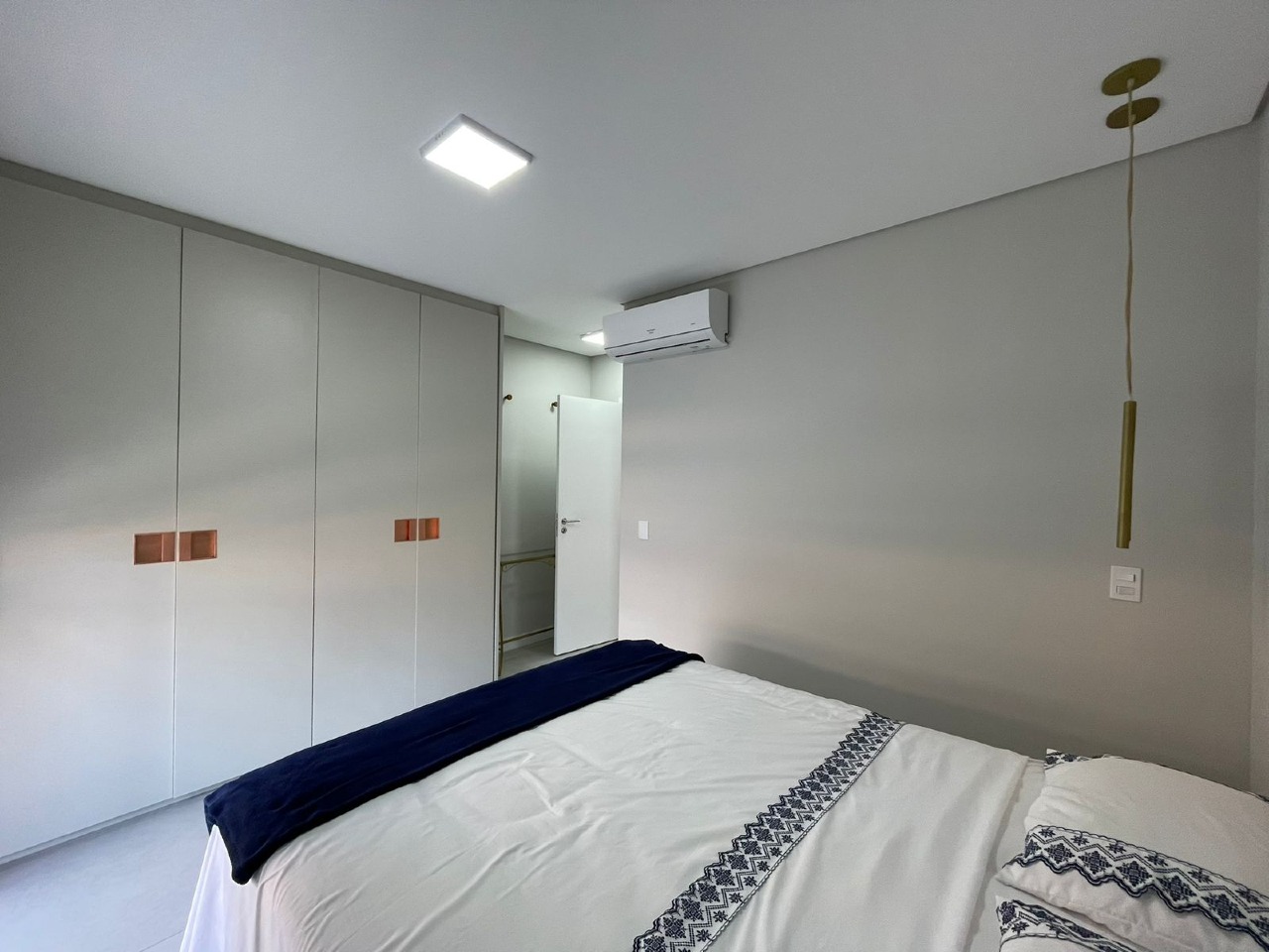 Apartamento à venda no Embaré: 