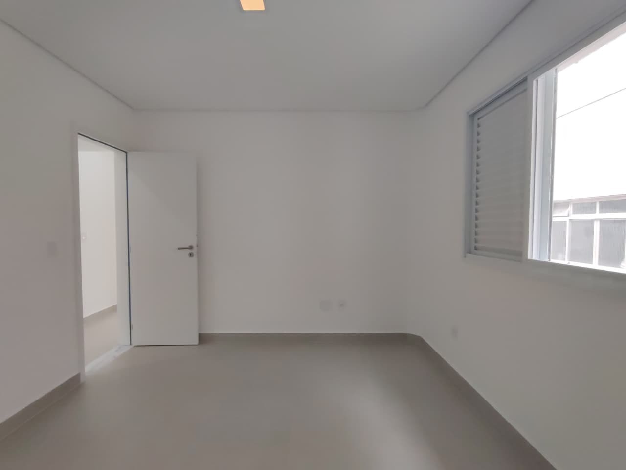 Casa à venda no Embaré: