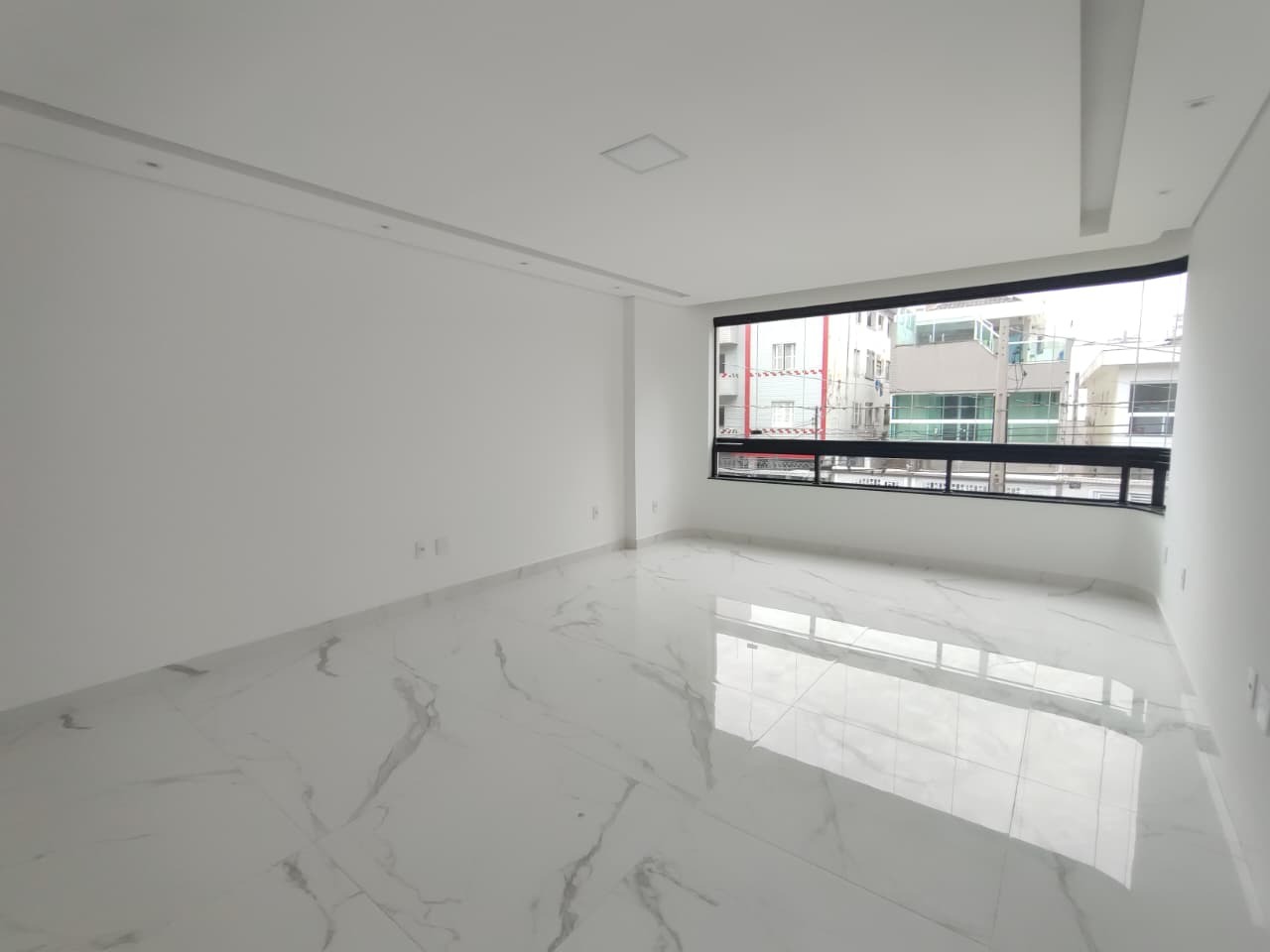 Casa à venda no Embaré: 