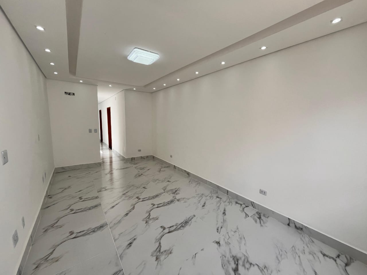 Casa para aluguel no Embaré: