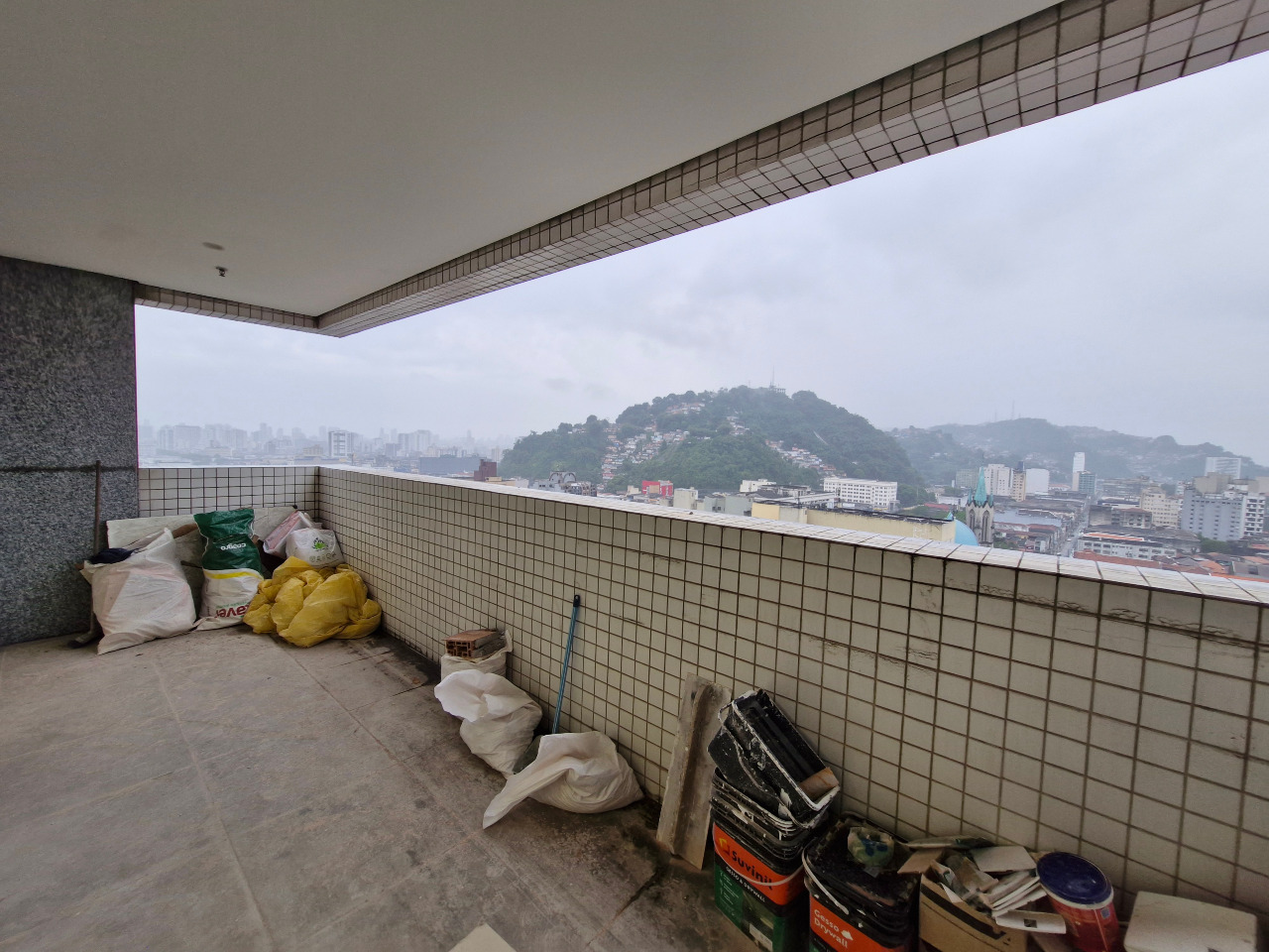 Sala para aluguel no Centro: