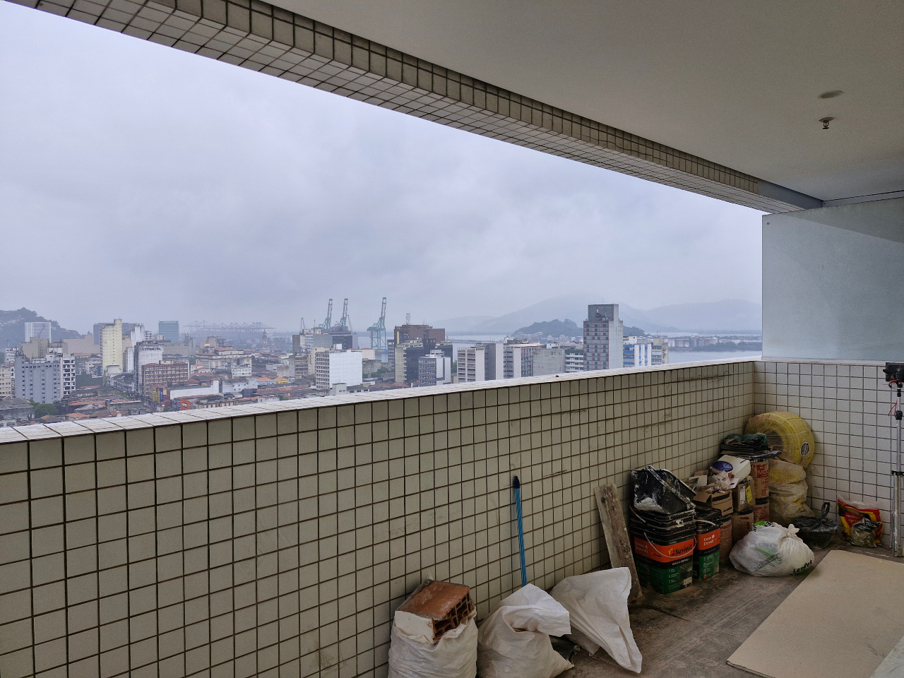 Sala para aluguel no Centro: