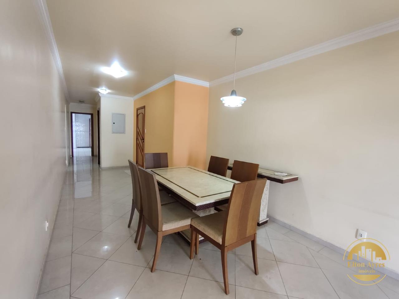 Apartamento à venda no Embaré: 