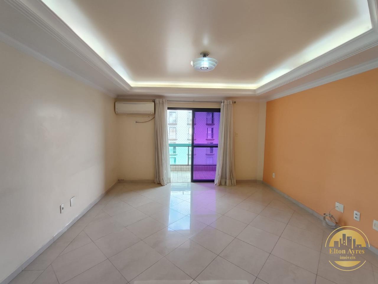 Apartamento à venda no Embaré: 