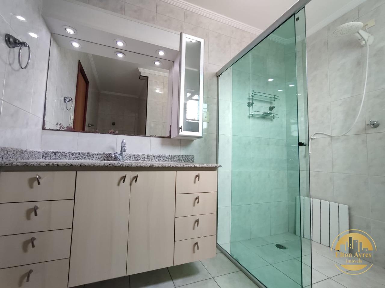 Apartamento à venda no Embaré: 