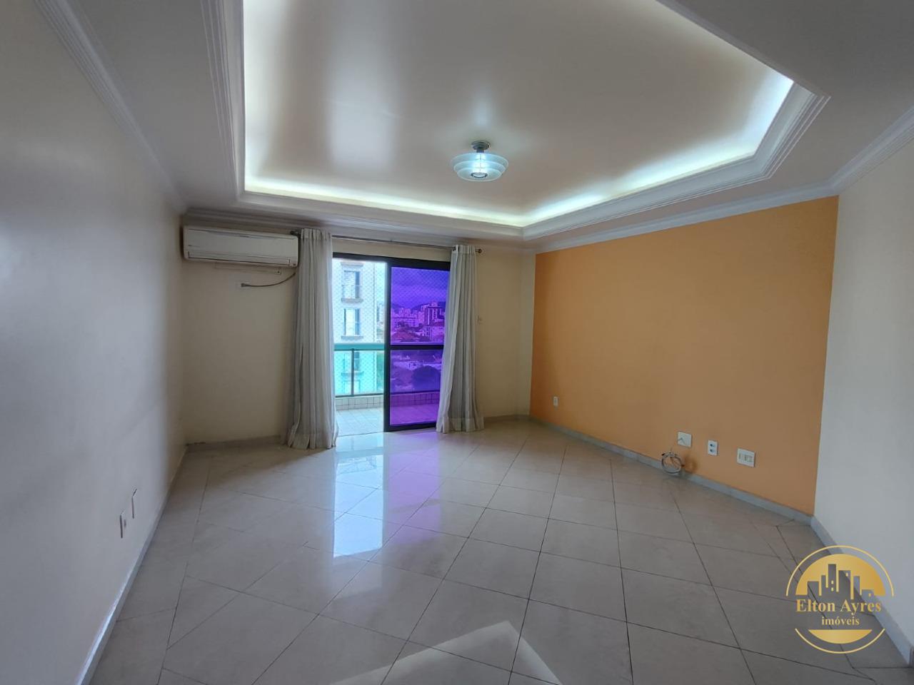 Apartamento à venda no Embaré: 