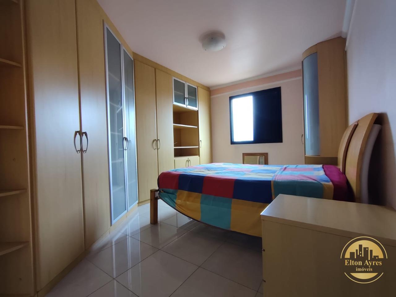 Apartamento à venda no Embaré: 