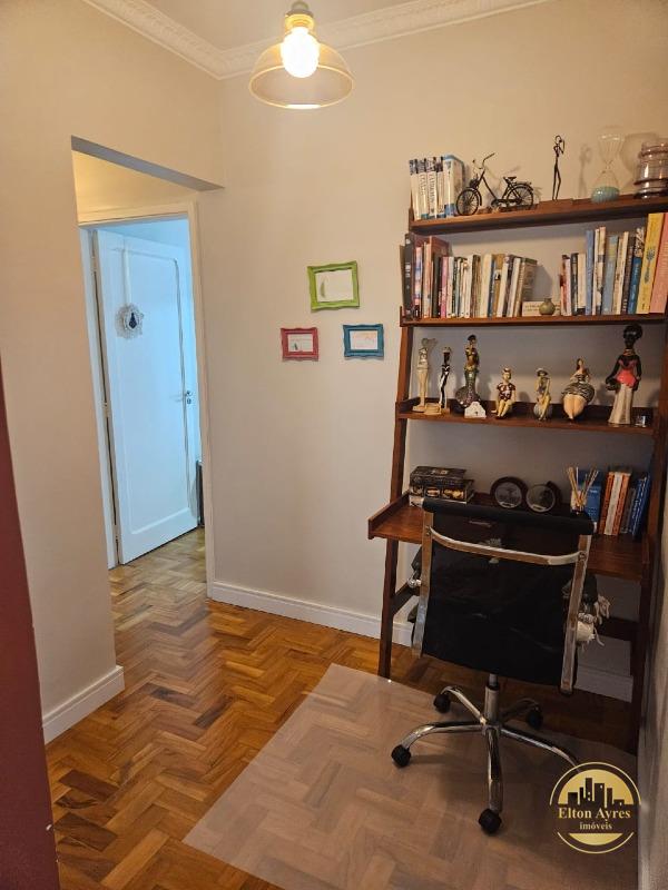 Apartamento à venda no Ponta da Praia: