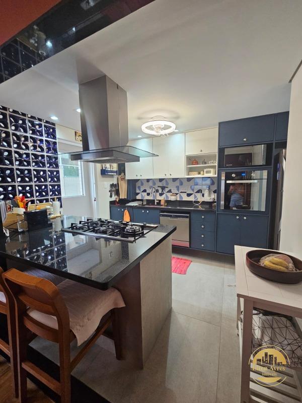 Apartamento à venda no Ponta da Praia: