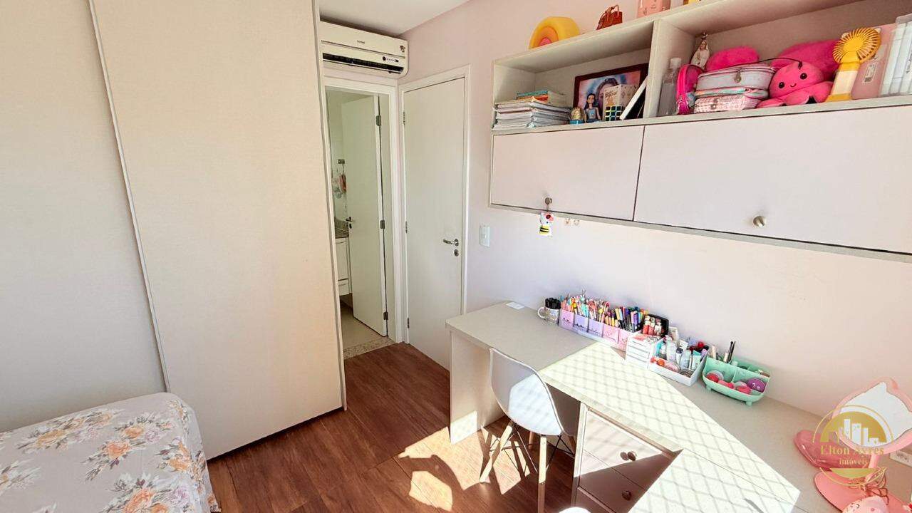 Apartamento à venda no Ponta da Praia: 
