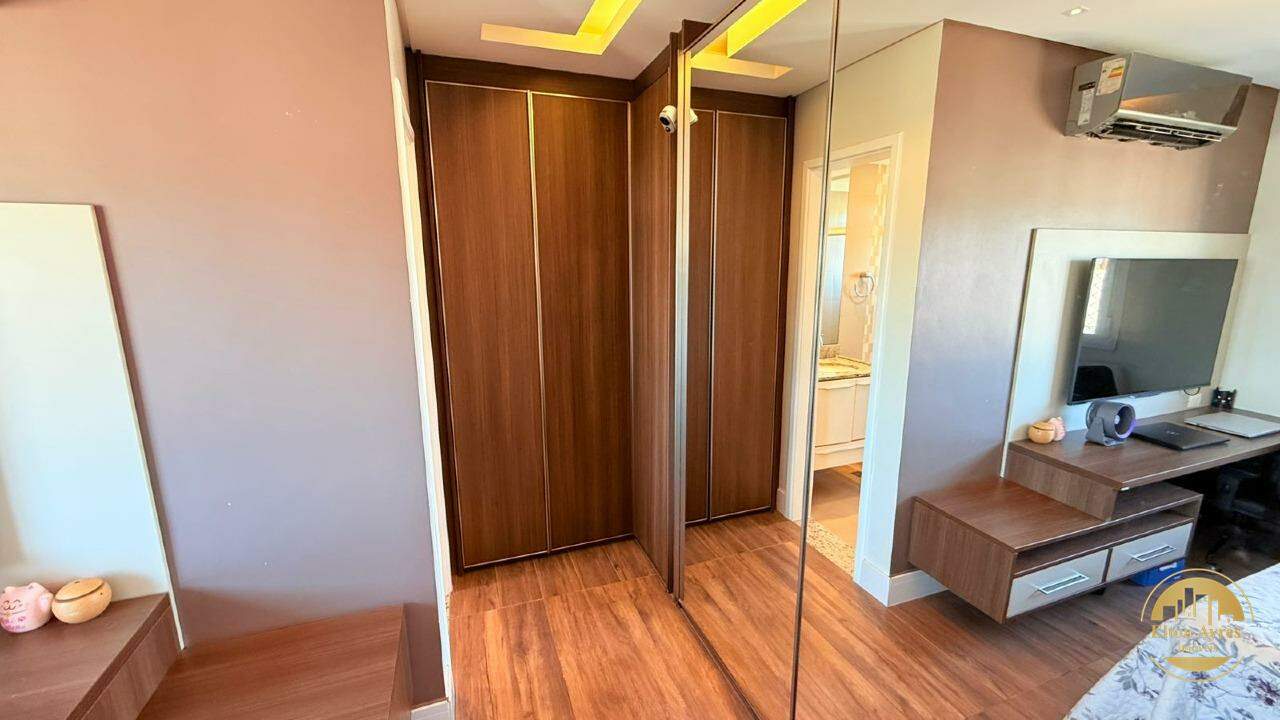 Apartamento à venda no Ponta da Praia: 