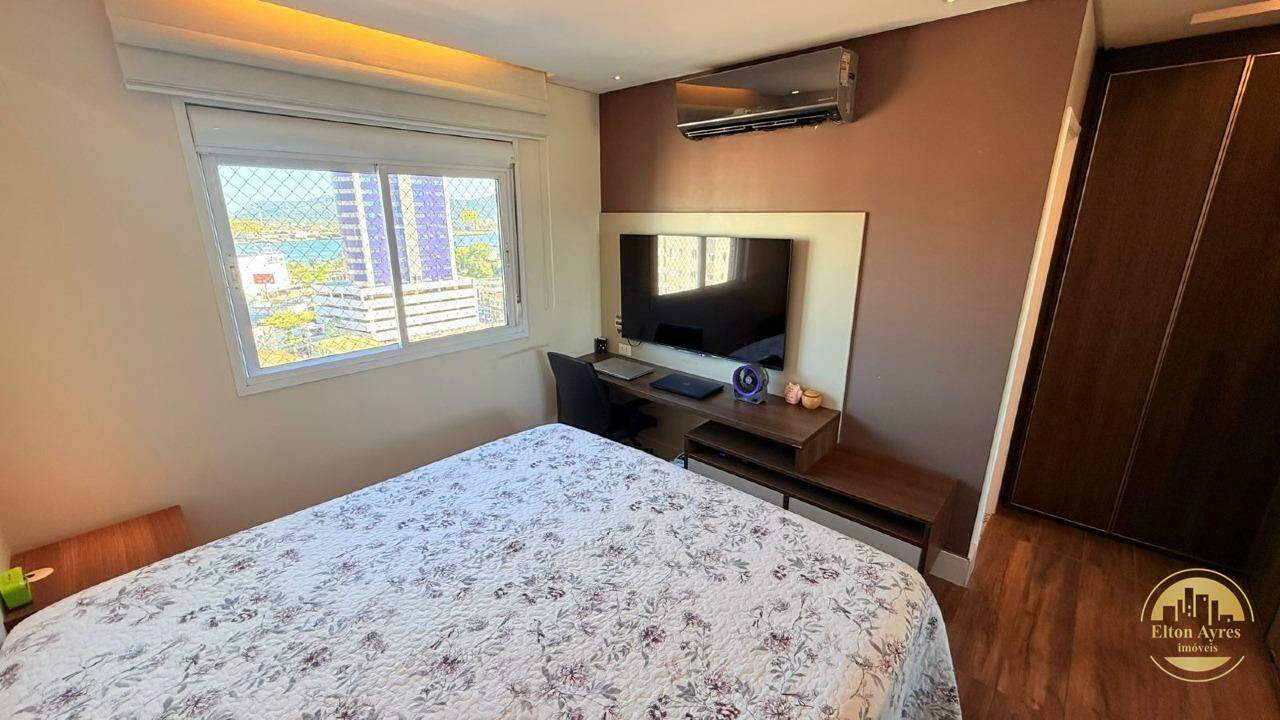 Apartamento à venda no Ponta da Praia: 