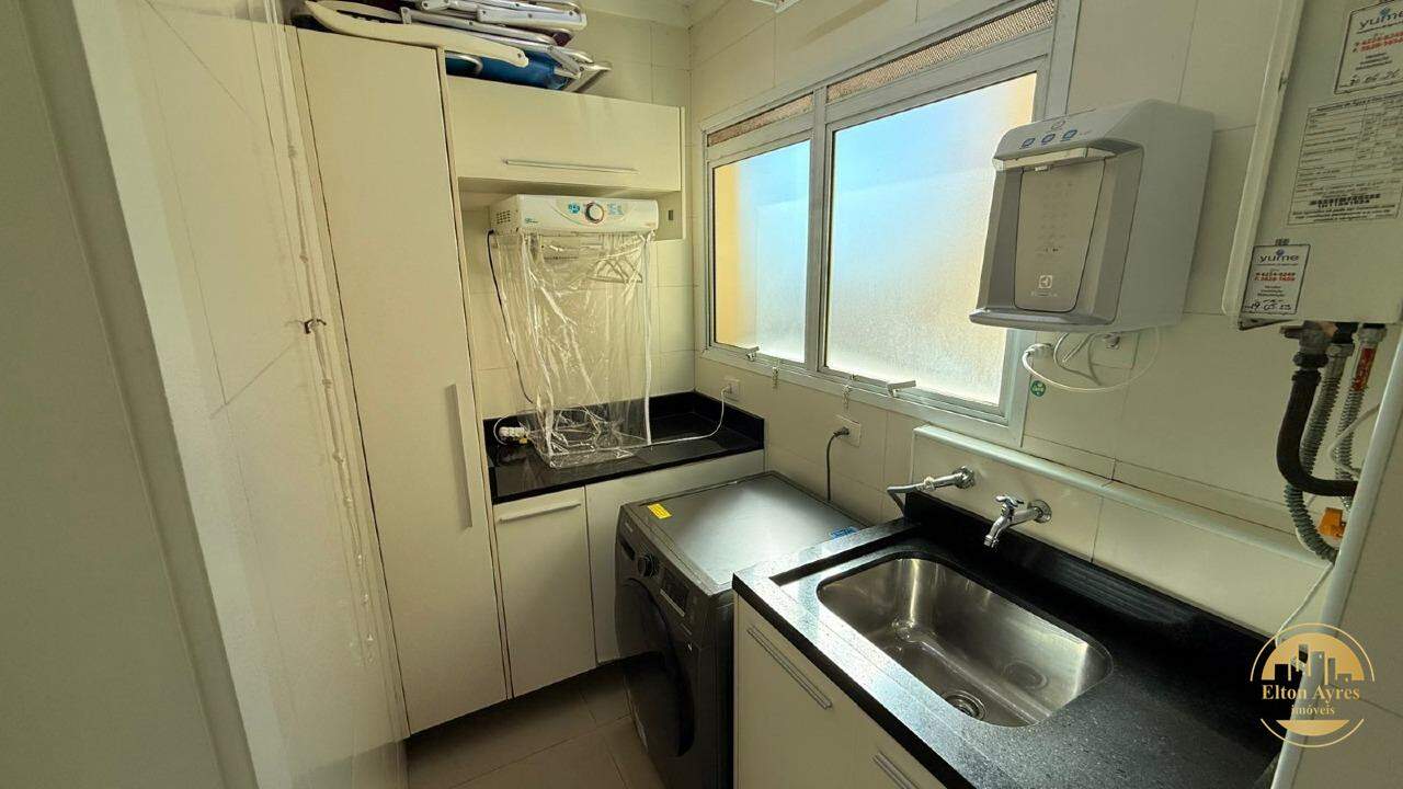 Apartamento à venda no Ponta da Praia: 
