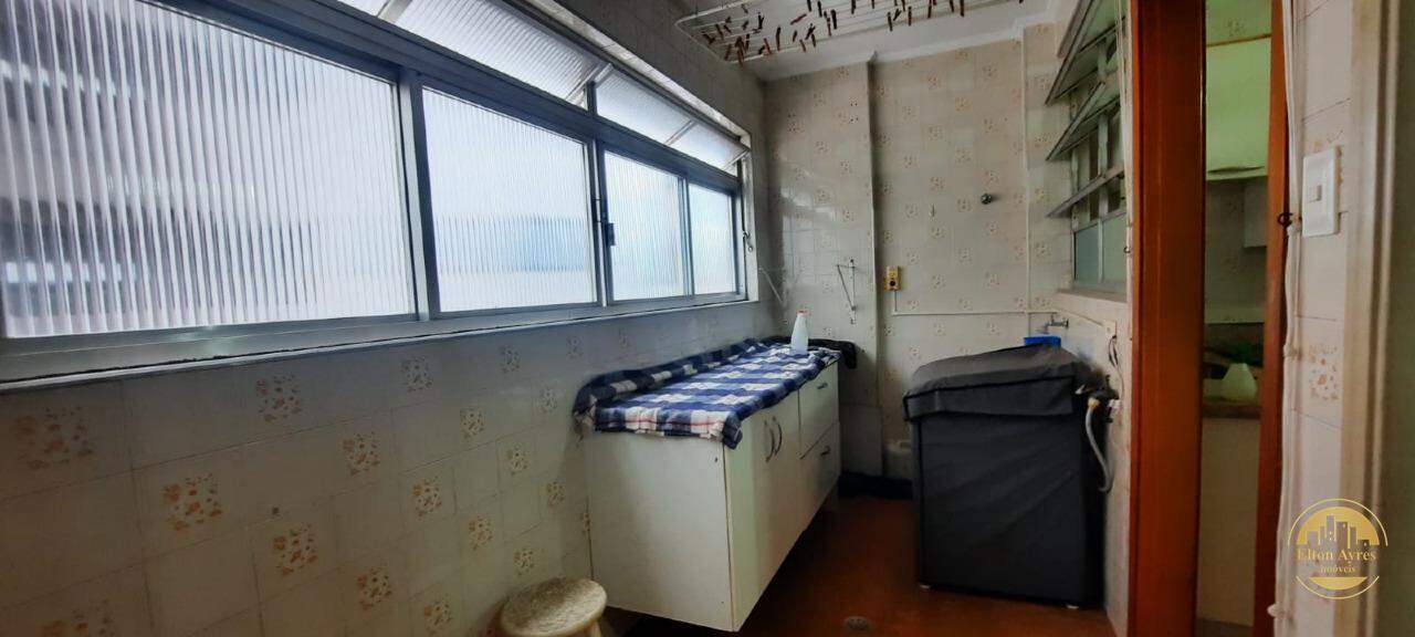 Apartamento à venda no Embaré: 