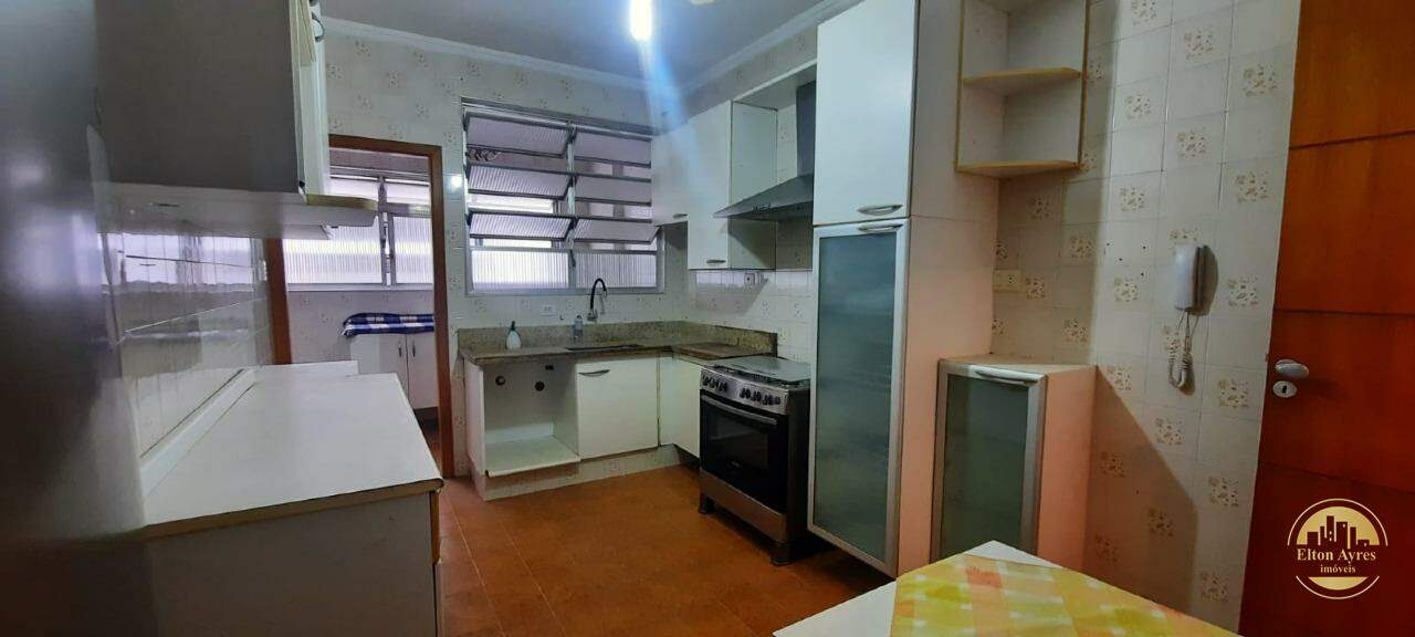 Apartamento à venda no Embaré: 