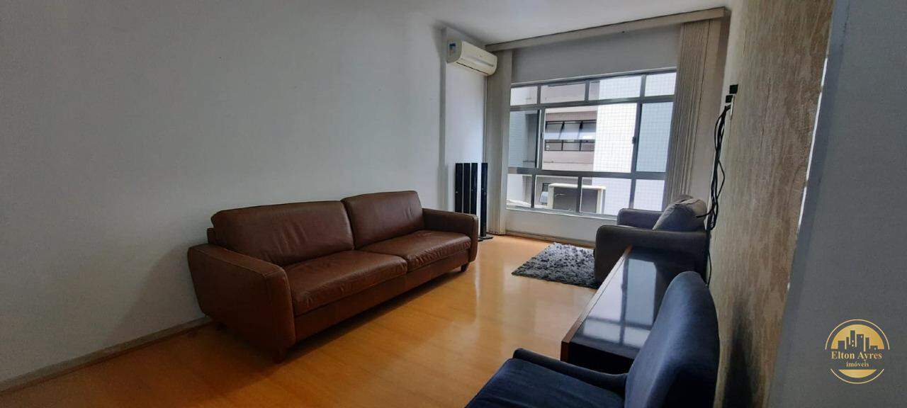 Apartamento à venda no Embaré: 
