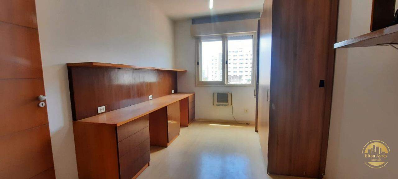 Apartamento à venda no Embaré: 
