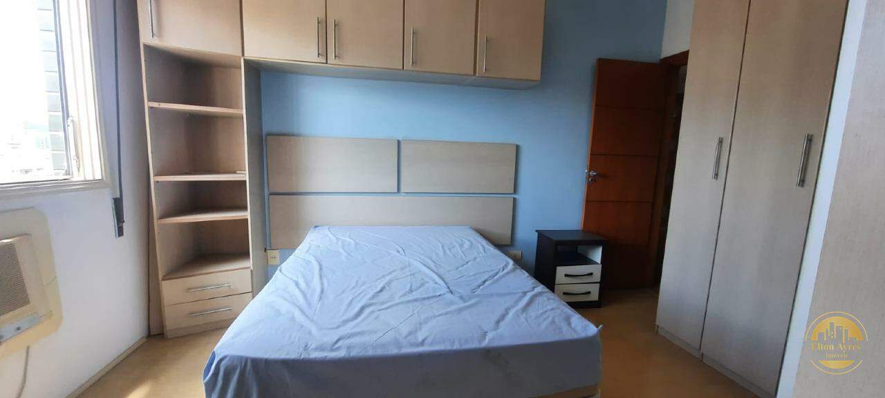 Apartamento à venda no Embaré: 