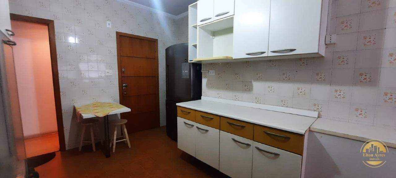 Apartamento à venda no Embaré: 