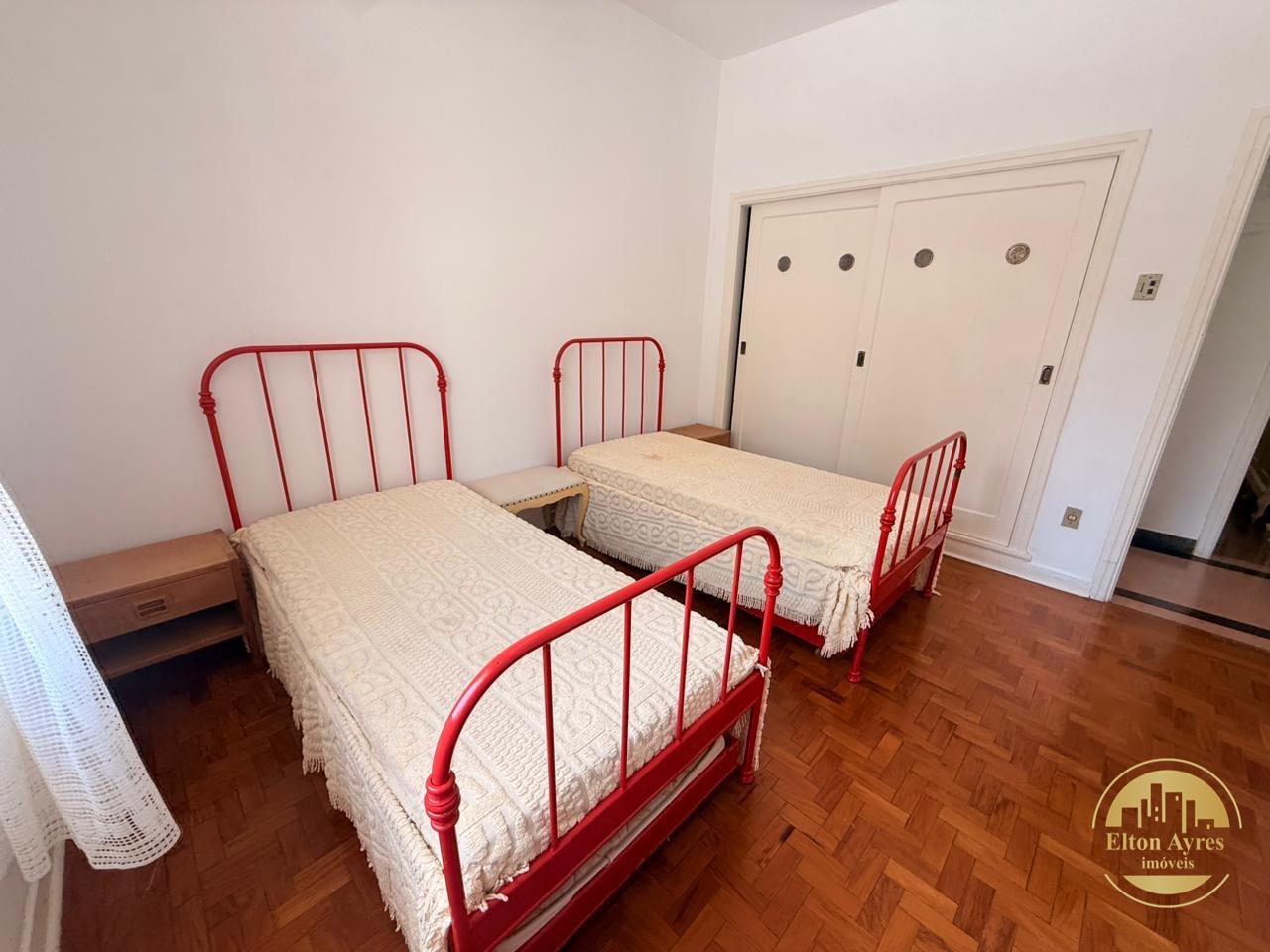 Apartamento à venda no Ponta da Praia: 