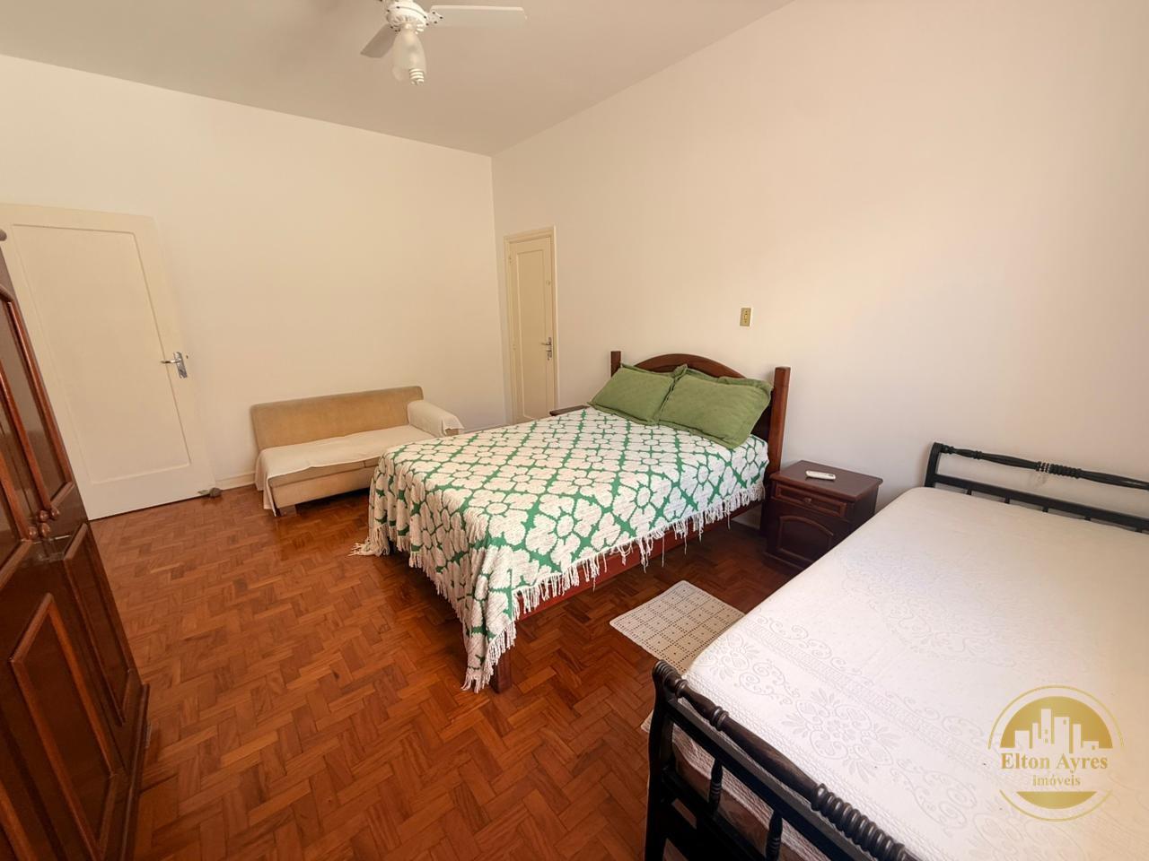 Apartamento à venda no Ponta da Praia: 