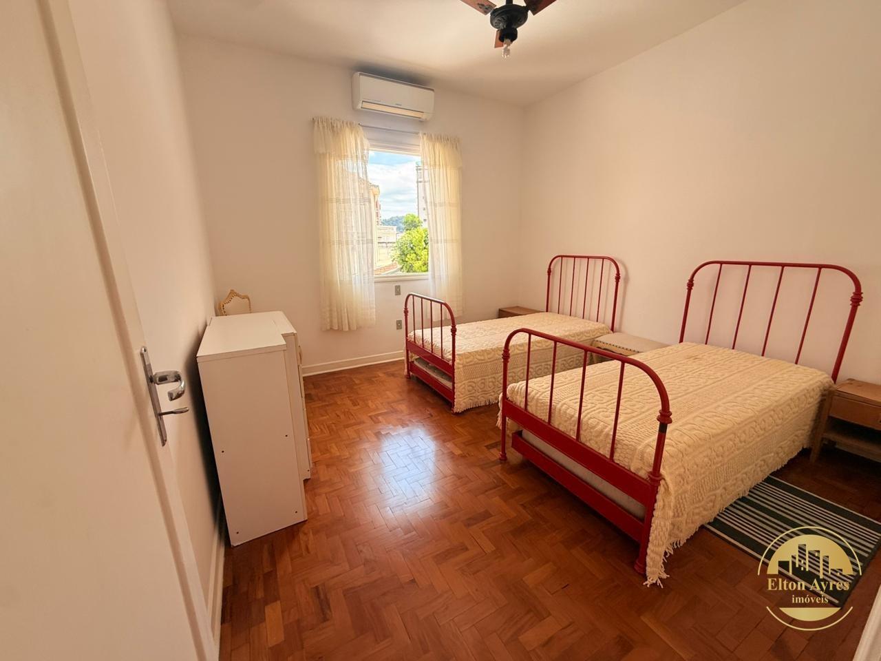 Apartamento à venda no Ponta da Praia: 