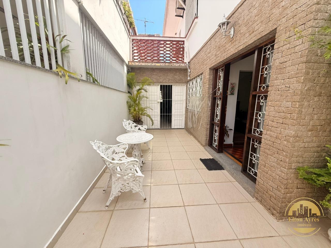 Apartamento à venda no Ponta da Praia: 